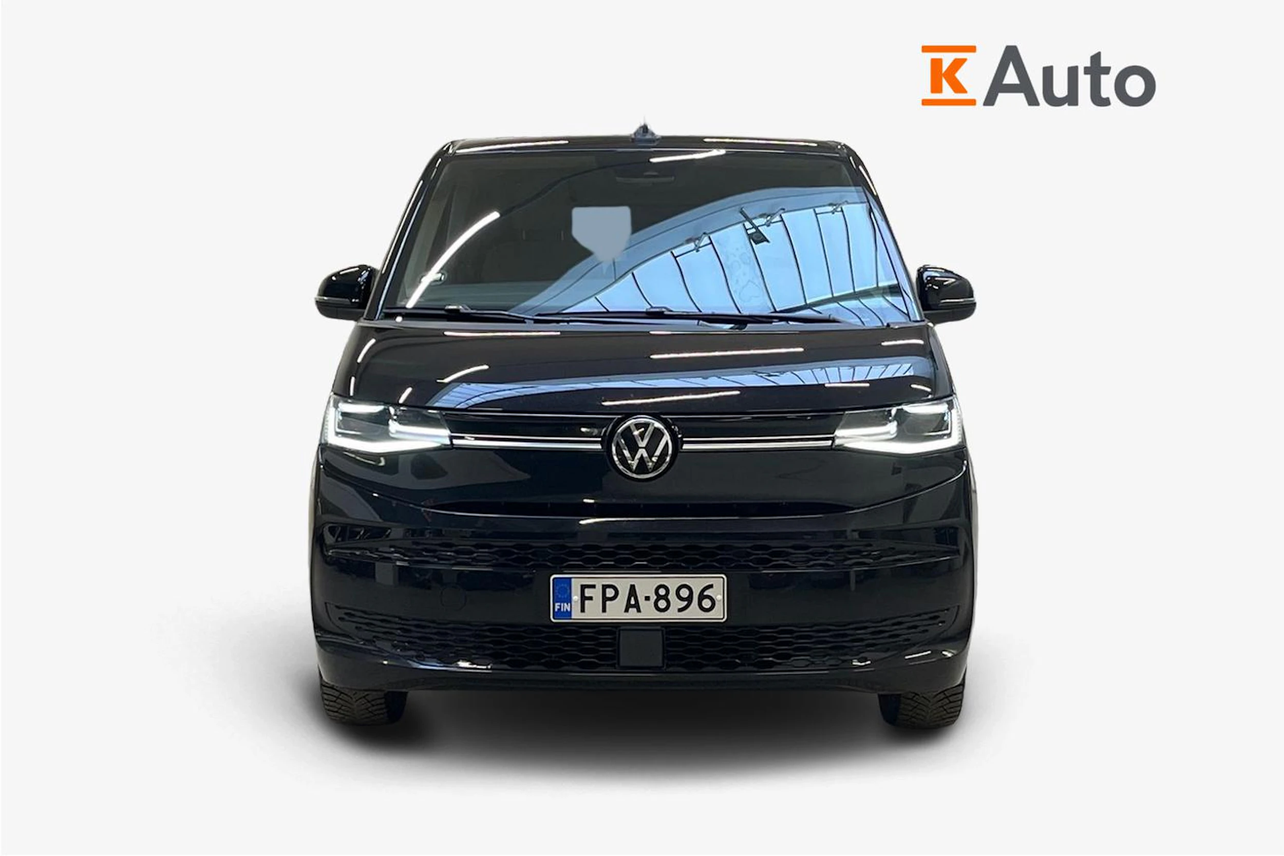 musta Volkswagen Multivan 2023 kuva 4.