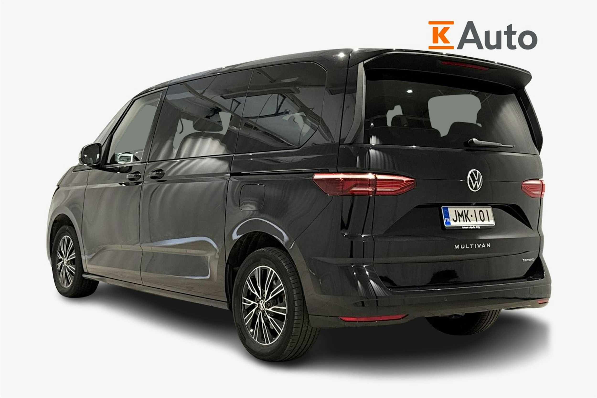 musta Volkswagen Multivan 2022 kuva 2.