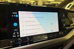 harmaa Volkswagen Multivan 2022 kuva 18.