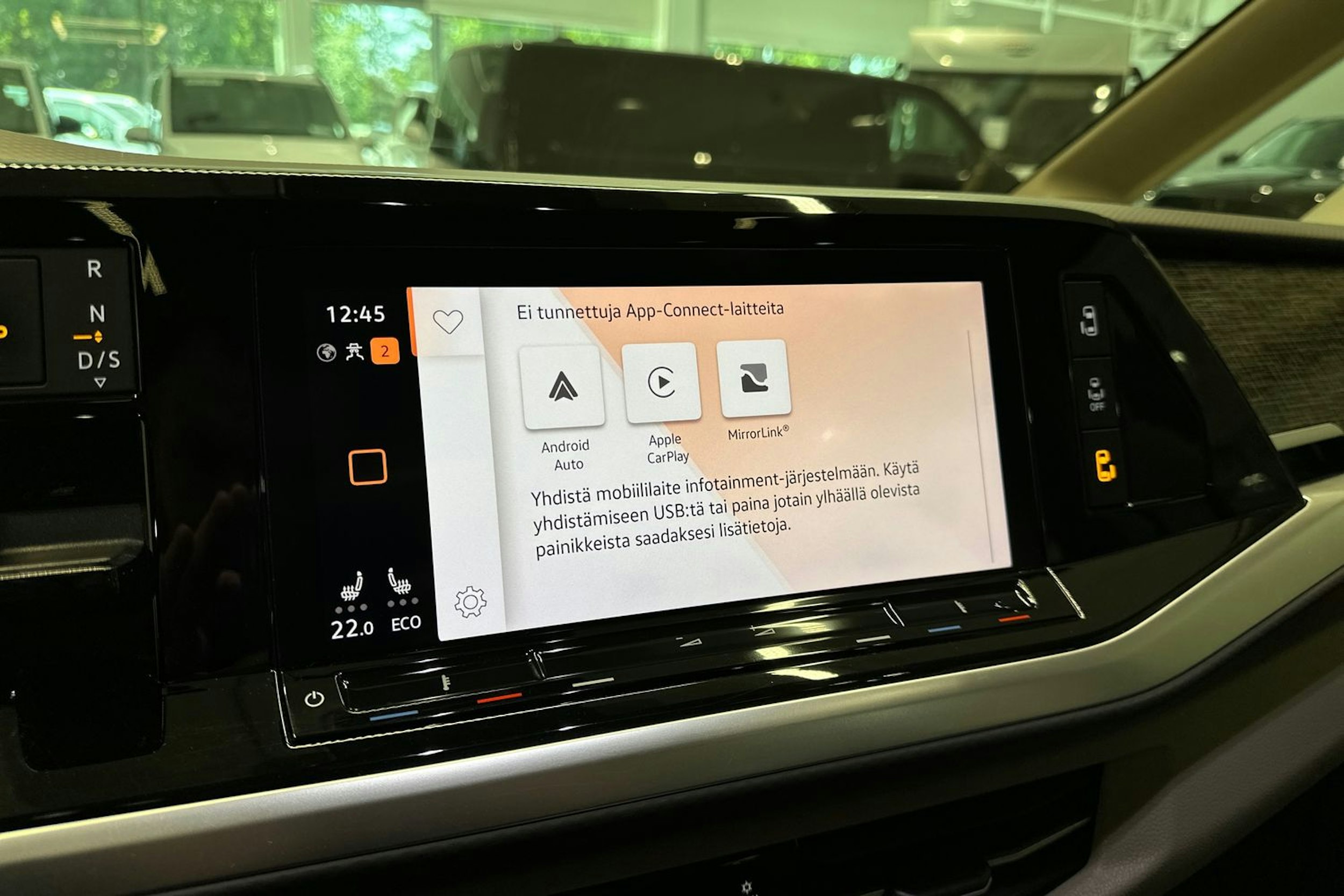 harmaa Volkswagen Multivan 2022 kuva 35.