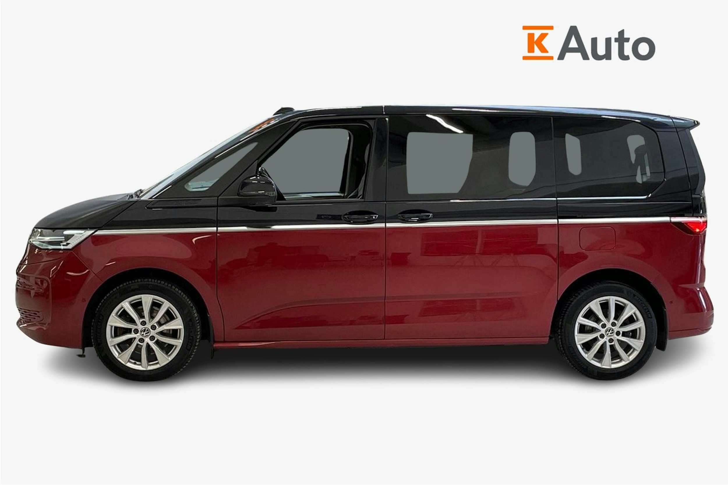 musta Volkswagen Multivan 2022 kuva 6.