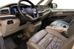 musta Volkswagen Multivan 2022 kuva 7.