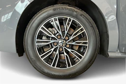 harmaa Volkswagen Multivan 2022 kuva 9.