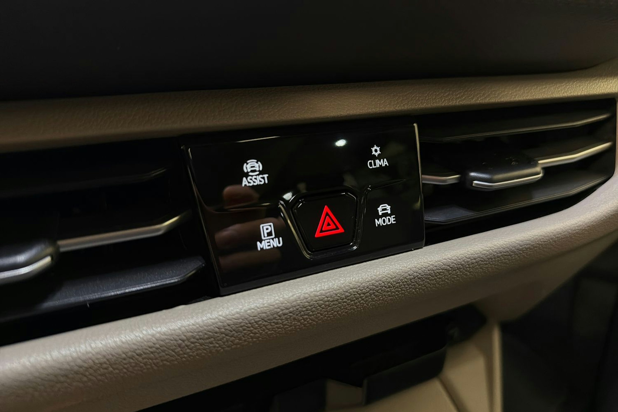 met. harmaa Volkswagen Multivan 2022 kuva 22.