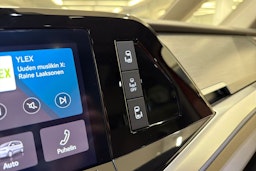 met. harmaa Volkswagen Multivan 2022 kuva 23.