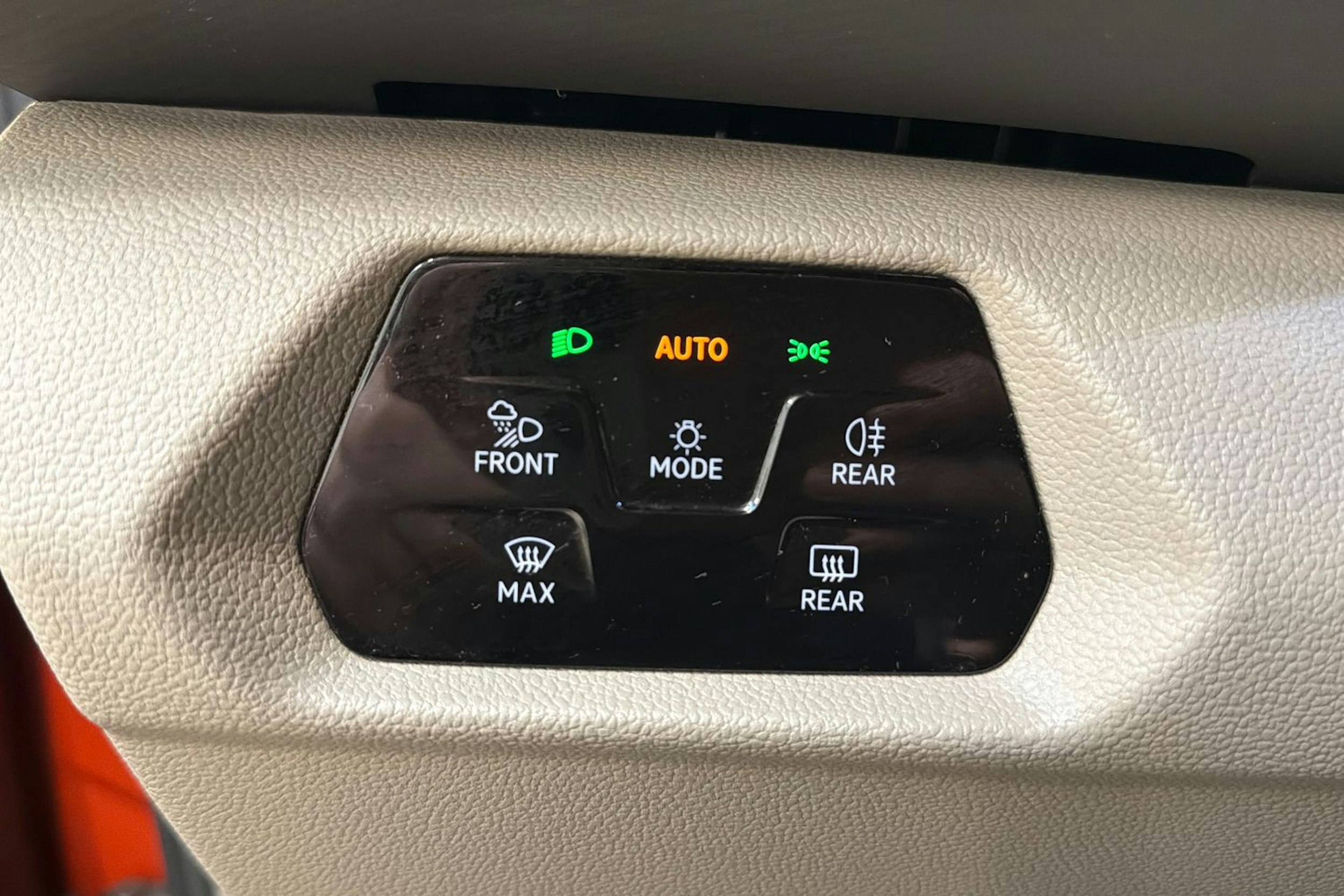 met. harmaa Volkswagen Multivan 2022 kuva 25.