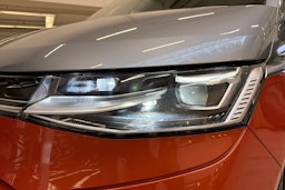 met. harmaa Volkswagen Multivan 2022 kuva 32.