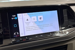 ruskea Volkswagen Multivan 2023 kuva 20.