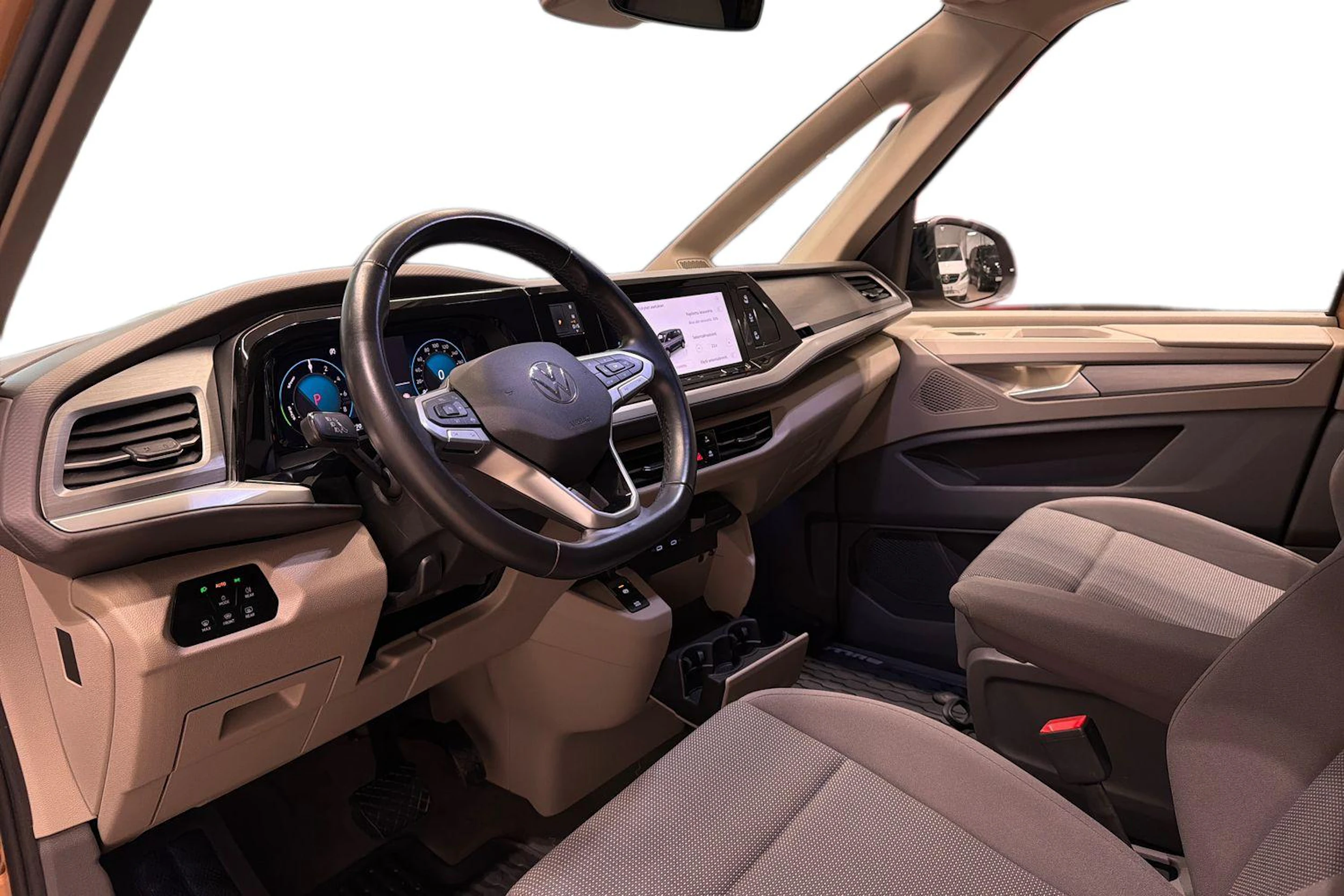 ruskea (beige) Volkswagen Multivan 2023 kuva 8.