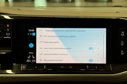 ruskea (beige) Volkswagen Multivan 2023 kuva 18.
