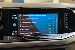 musta Volkswagen Multivan 2023 kuva 26.