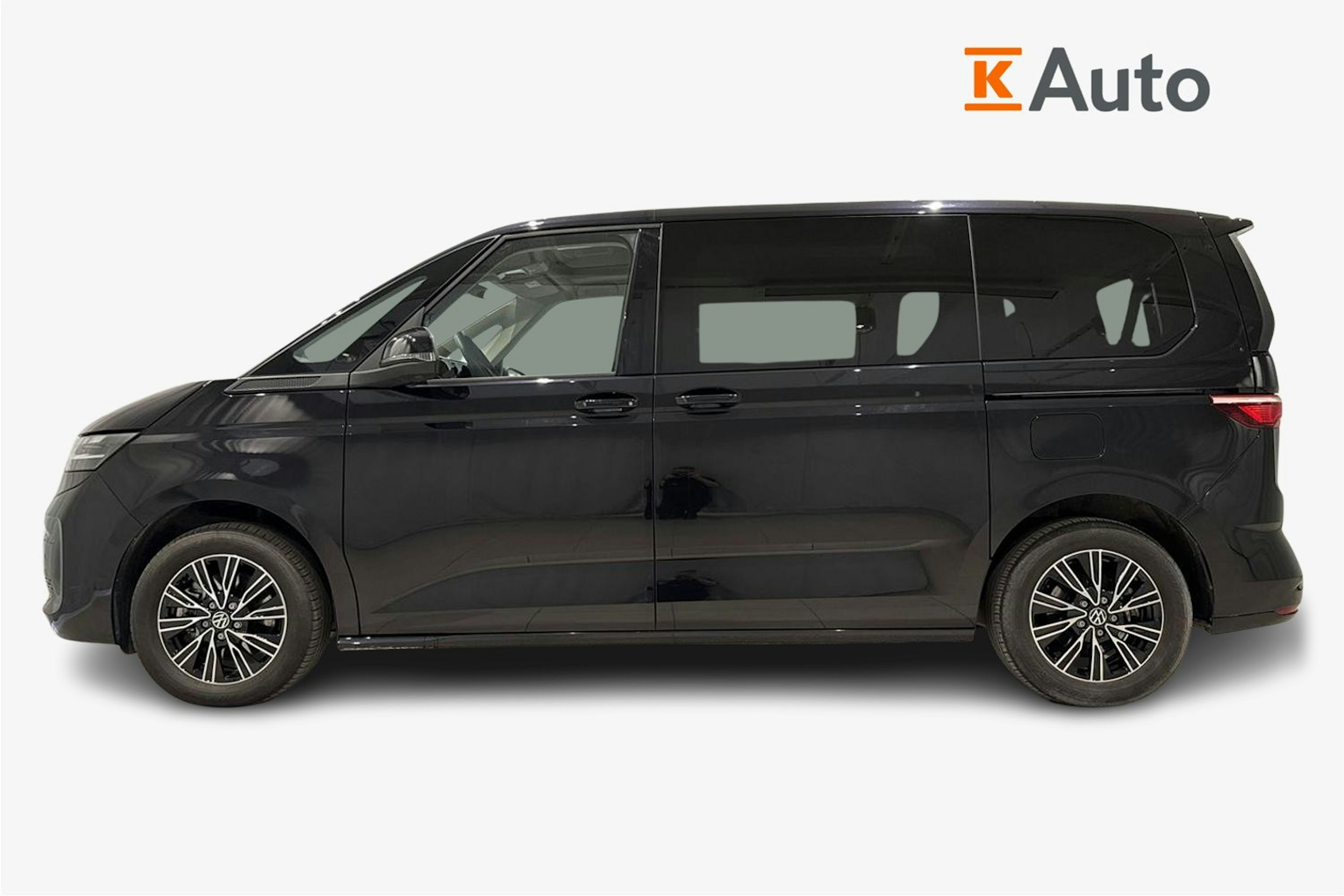 met. musta Volkswagen Multivan 2023 kuva 6.