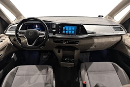 met. musta Volkswagen Multivan 2023 kuva 9.