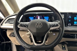 met. musta Volkswagen Multivan 2023 kuva 18.