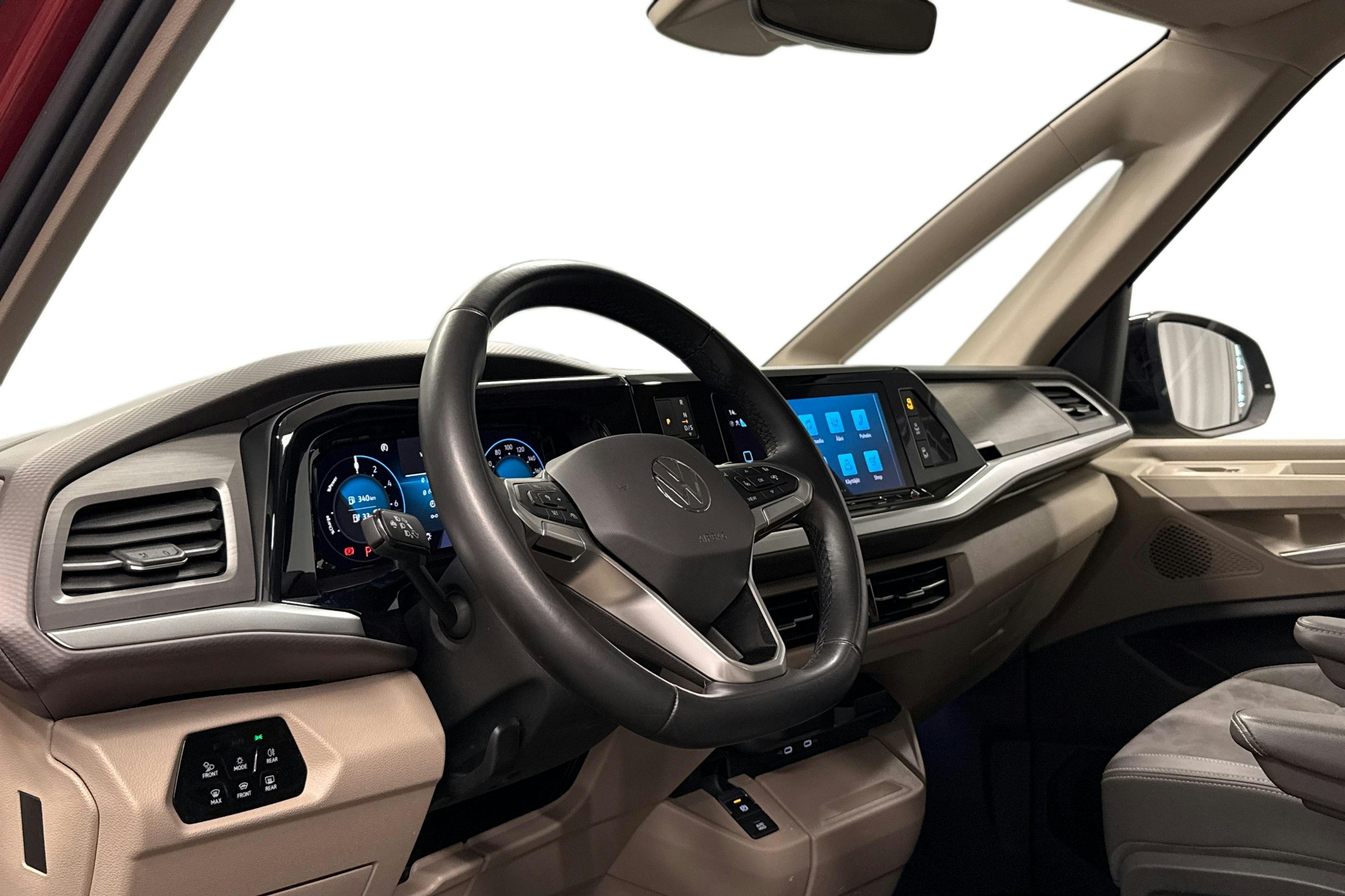 musta Volkswagen Multivan 2023 kuva 7.
