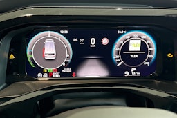 harmaa Volkswagen Multivan 2025 kuva 20.