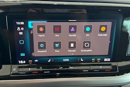 harmaa Volkswagen Multivan 2025 kuva 23.