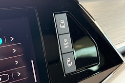 harmaa Volkswagen Multivan 2025 kuva 26.