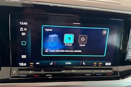 harmaa Volkswagen Multivan 2025 kuva 31.