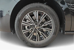 musta Volkswagen Multivan 2025 kuva 12.