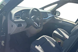 musta Volkswagen Multivan 2025 kuva 7.