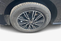 musta Volkswagen Multivan 2025 kuva 9.