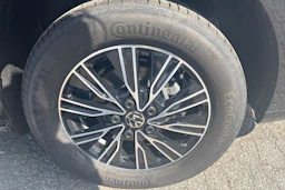 musta Volkswagen Multivan 2025 kuva 10.