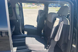 musta Volkswagen Multivan 2025 kuva 11.