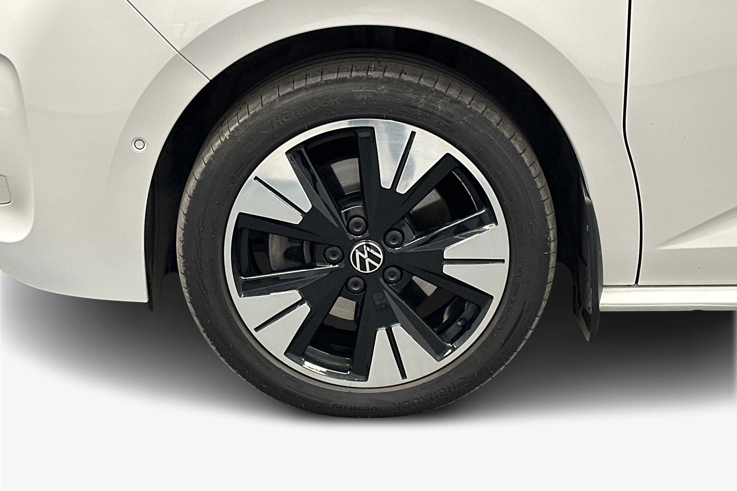 met. valkoinen Volkswagen Multivan 2025 kuva 12.