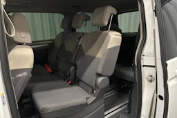 met. valkoinen Volkswagen Multivan 2025 kuva 20.