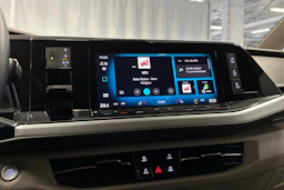 met. valkoinen Volkswagen Multivan 2025 kuva 25.