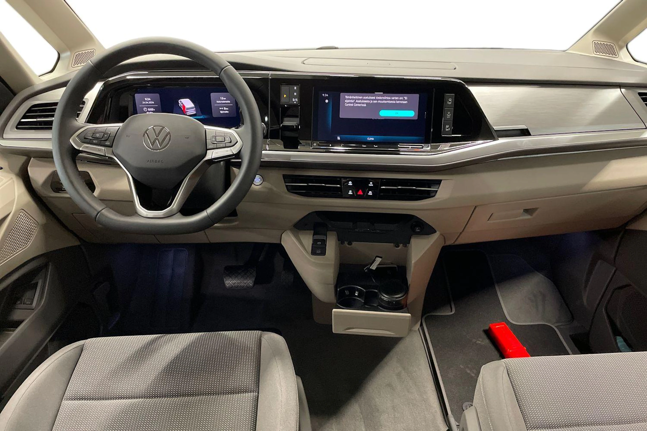 met. harmaa Volkswagen Multivan 2025 kuva 7.