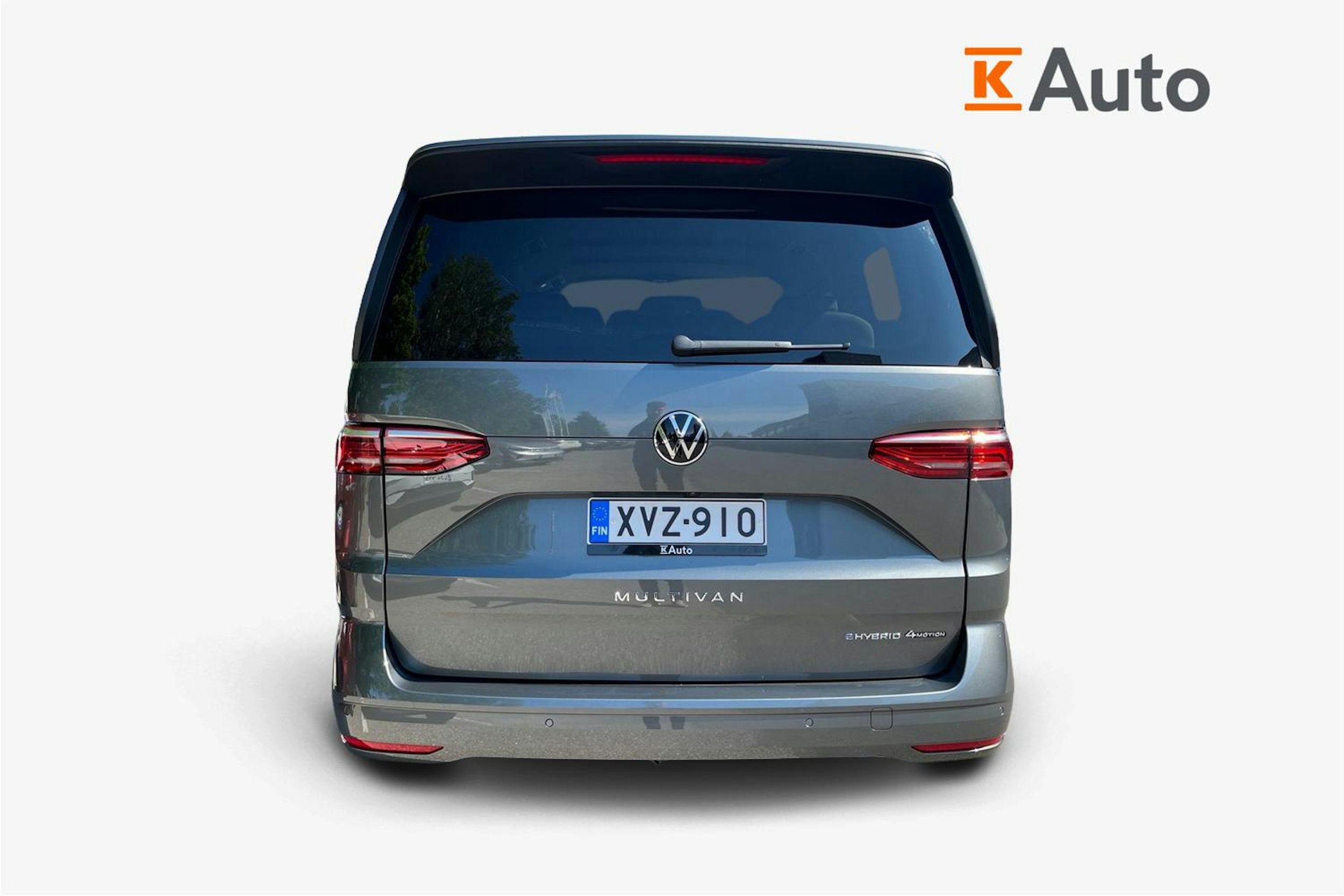 Harmaa Volkswagen Multivan 2025 kuva 3.