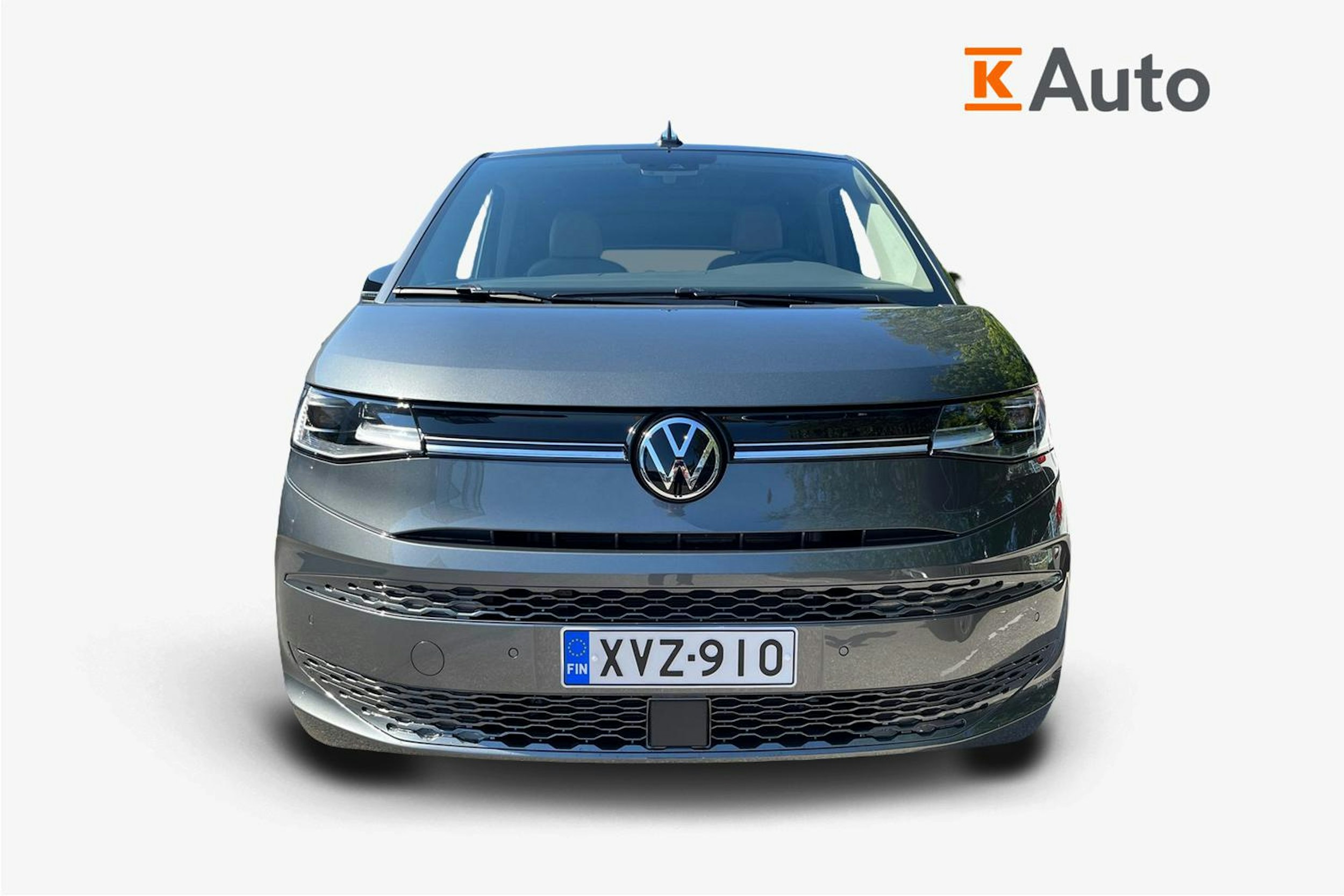Harmaa Volkswagen Multivan 2025 kuva 5.