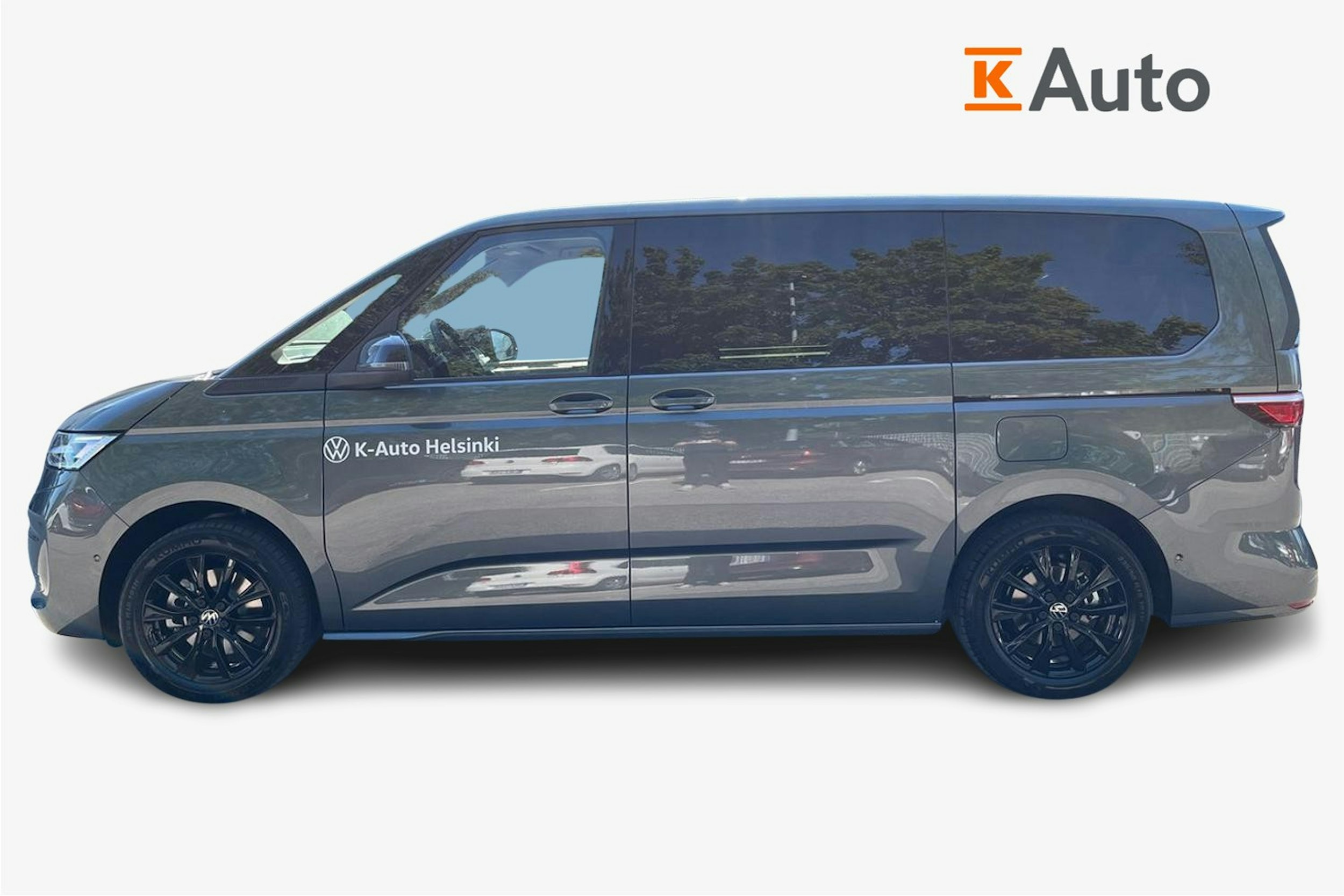 Harmaa Volkswagen Multivan 2025 kuva 6.
