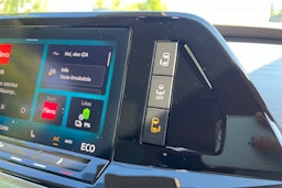 Harmaa Volkswagen Multivan 2025 kuva 14.