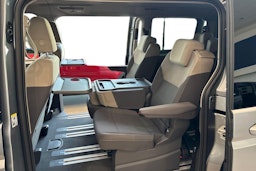 hopea Volkswagen Multivan 2025 kuva 10.