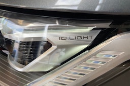met. harmaa Volkswagen Multivan 2025 kuva 16.