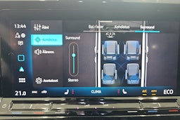 met. musta Volkswagen Multivan 2025 kuva 11.