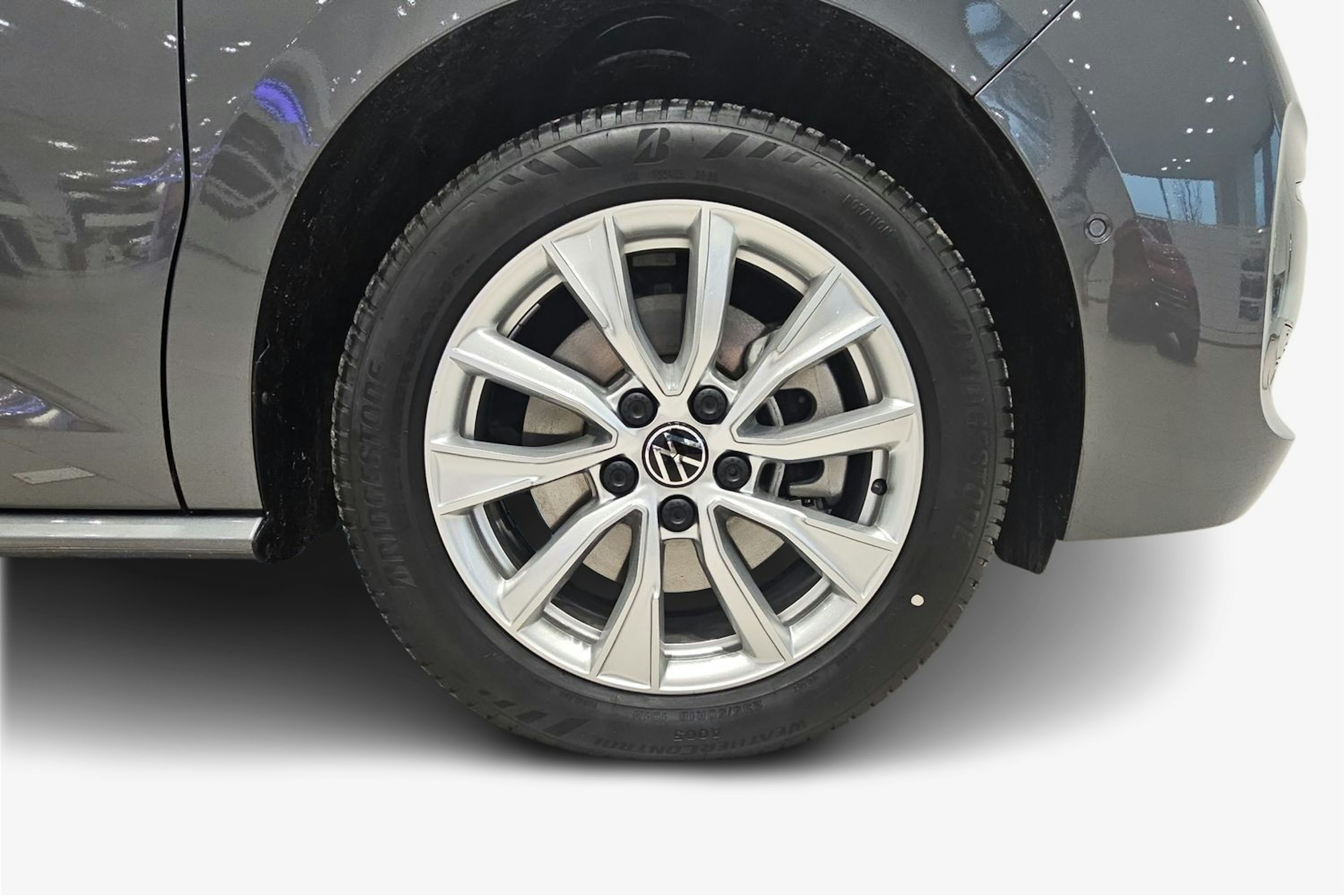 met. harmaa Volkswagen Multivan 2026 kuva 9.