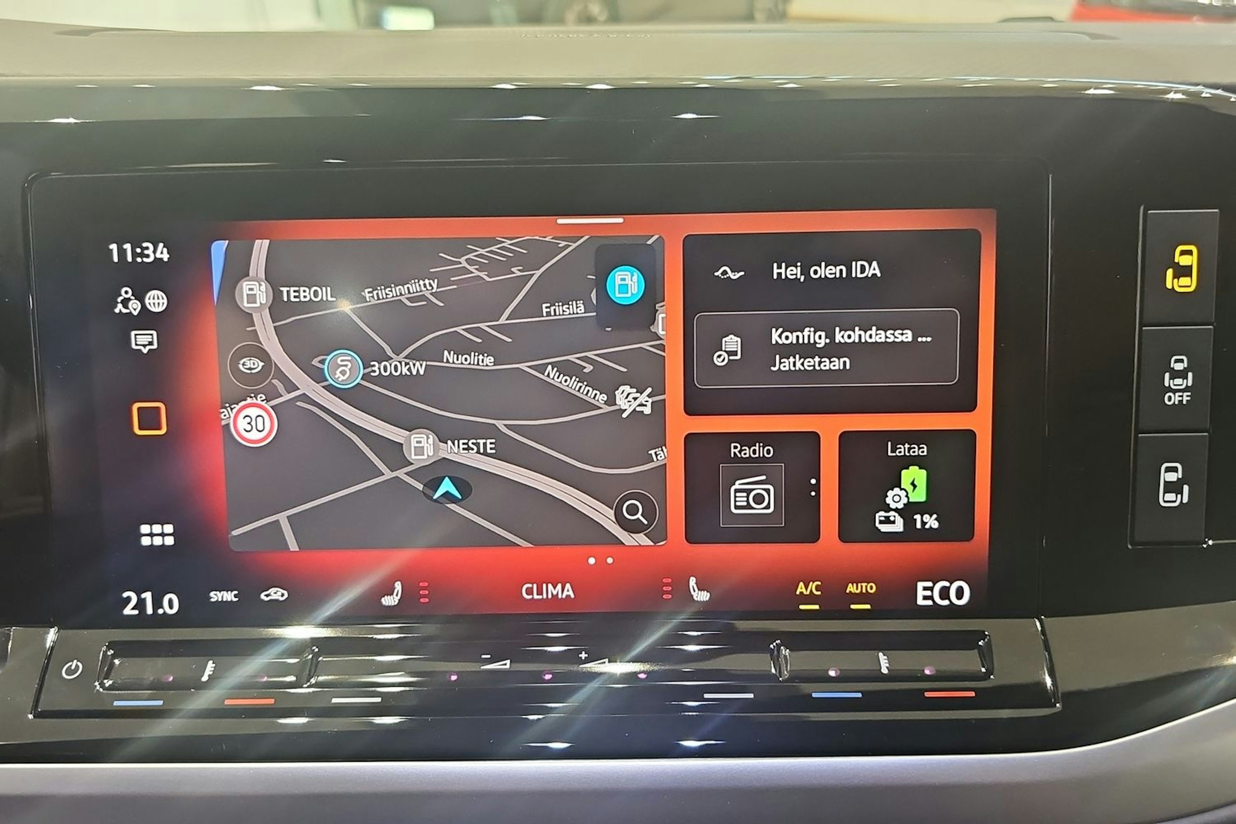 met. harmaa Volkswagen Multivan 2026 kuva 15.