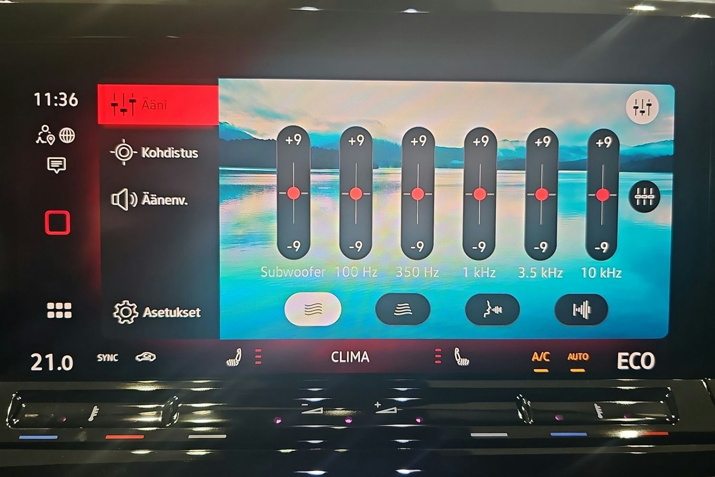 met. harmaa Volkswagen Multivan 2026 kuva 20.