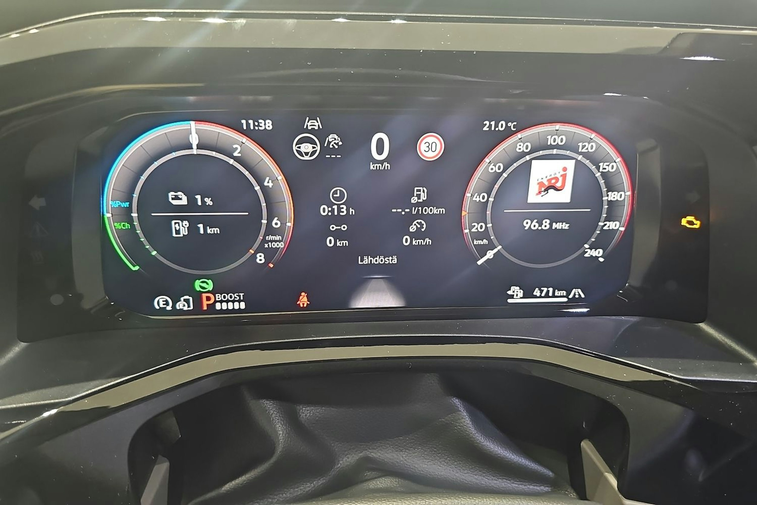 met. harmaa Volkswagen Multivan 2026 kuva 22.