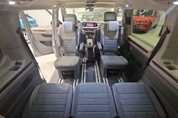 met. harmaa Volkswagen Multivan 2026 kuva 26.