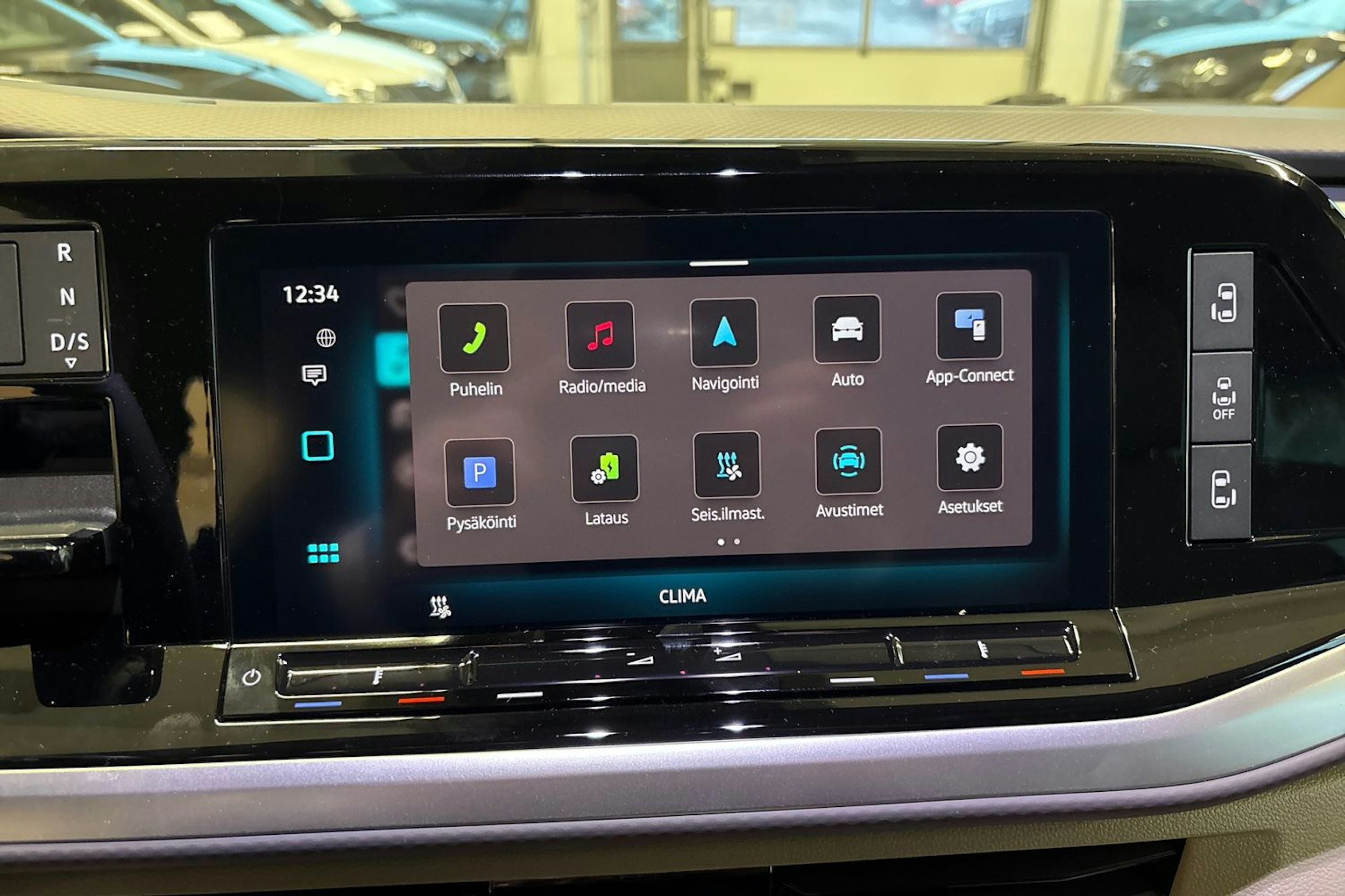 met. musta Volkswagen Multivan 2026 kuva 12.