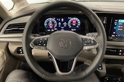 met. musta Volkswagen Multivan 2026 kuva 8.