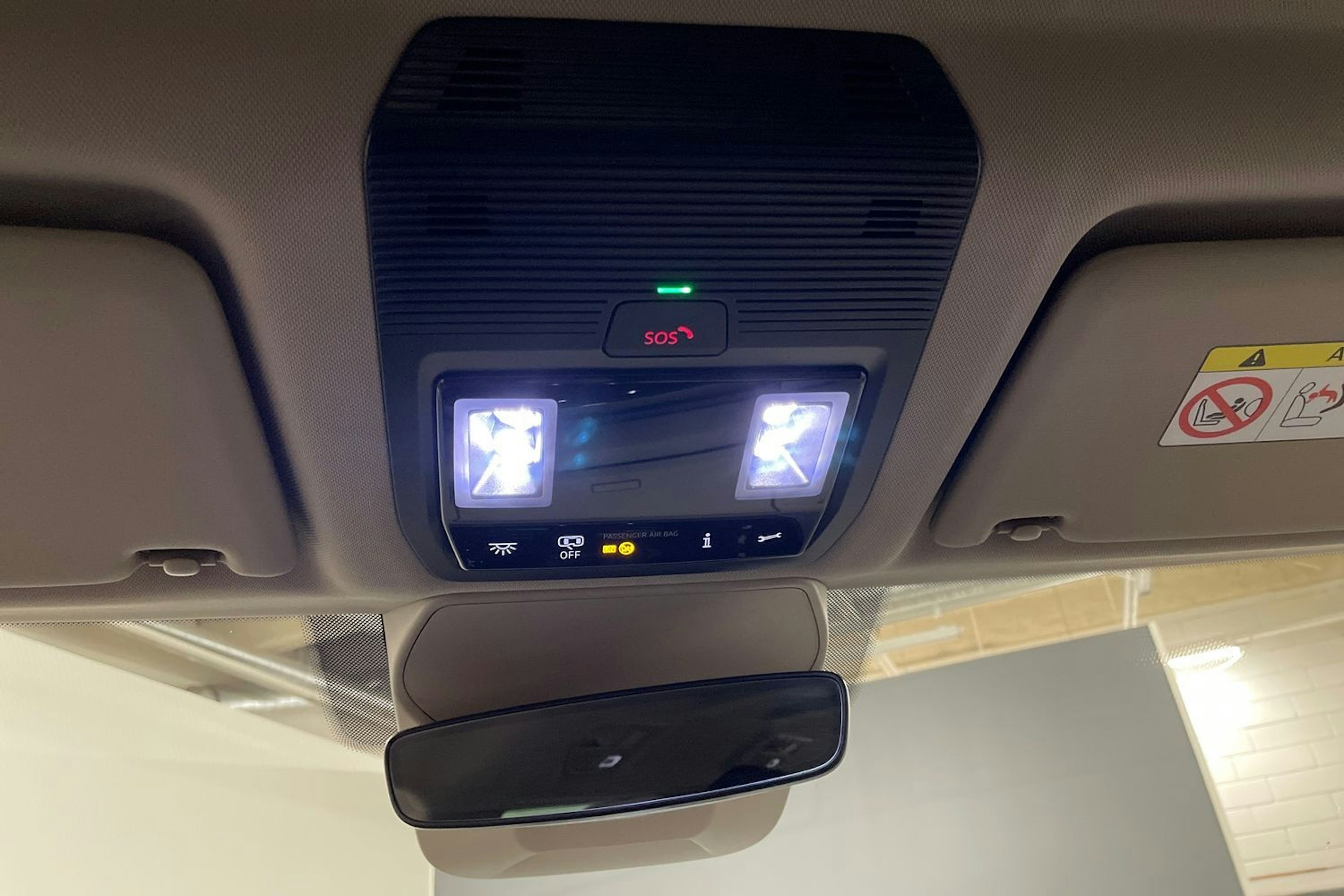 met. musta Volkswagen Multivan 2026 kuva 9.