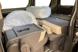 met. musta Volkswagen Multivan 2026 kuva 25.