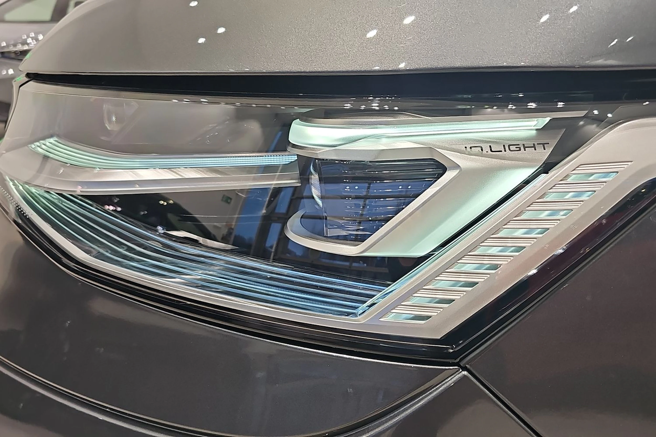 met. harmaa Volkswagen Multivan 2026 kuva 12.