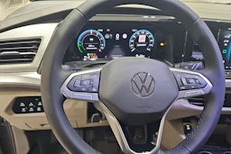 met. harmaa Volkswagen Multivan 2026 kuva 14.